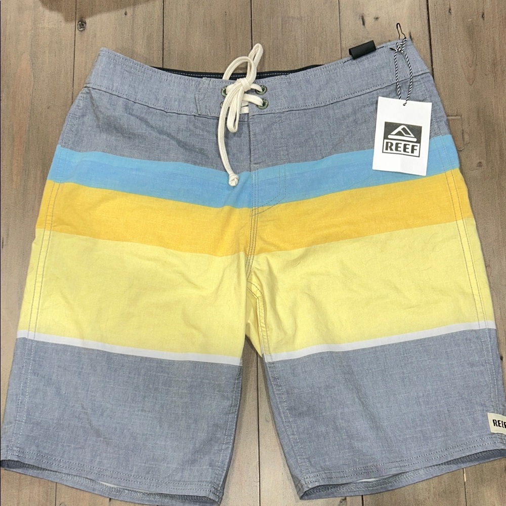 NWT Reef Men's Striped Board Shorts Sz 30